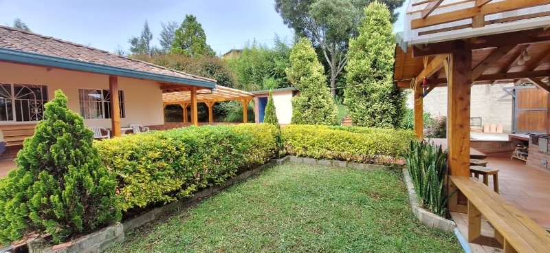 Casa-Finca disponible para Ambos en Medellin Buenos Aires Foto numero 1